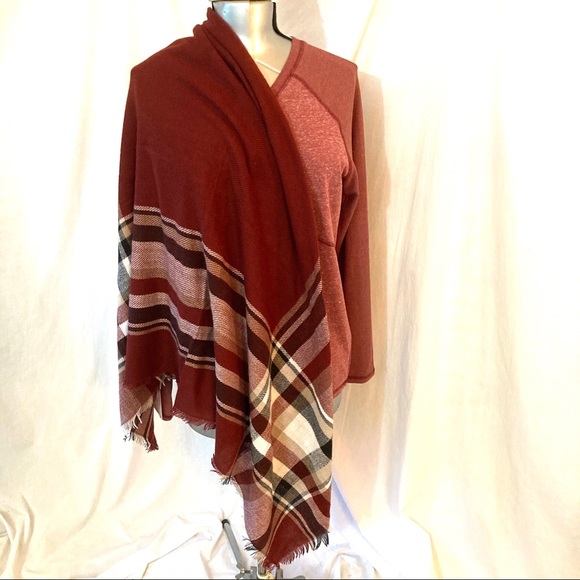 Burgundy Blanket Scarf - Picture 5 of 9